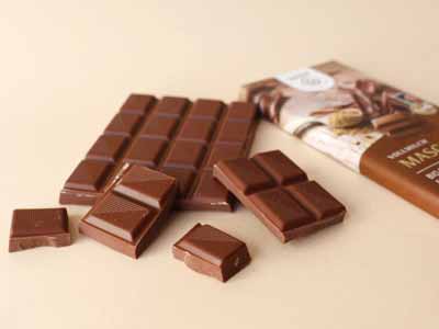 ビオ　マスコバドミルクチョコレート写真