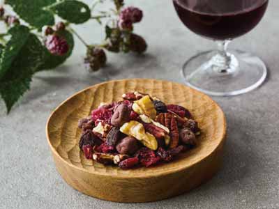 ドライクランベリーチョコとドライベリー＆ナッツのミックス写真