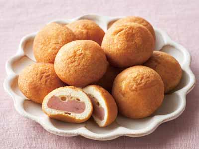 春を楽しむ　桜のミニあんドーナツ（桜葉香る白あん入）写真