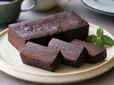 ペルー産有機アガベチョコレートの濃厚テリーヌショコラ写真