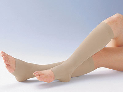 予約　日本製　フットマッサージサポーター（ベージュ）写真