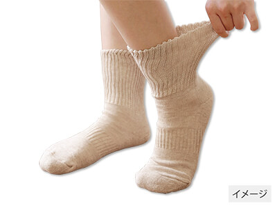 予約　キャメル＆シルク混冷え取り靴下　紳士用写真