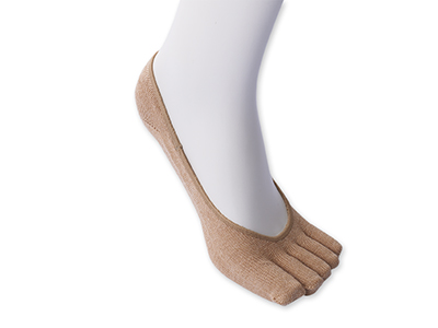 予約　オーガニックコットン混5本指フットカバー　茶写真