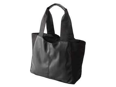 予約　軽量ポケットいっぱい多機能バッグ写真