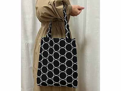 予約　リネンコットンレース刺繍トートバッグ（サークル柄）ブラック写真