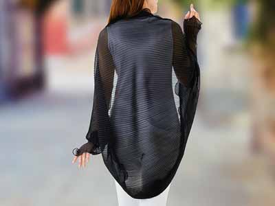 予約　隠し美人の大判プリーツストール　ブラック写真