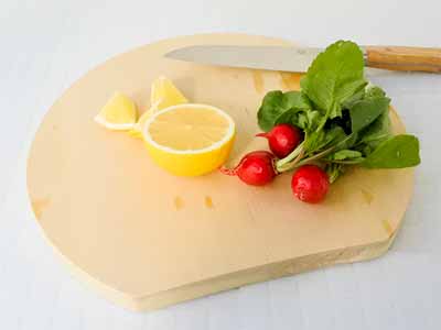 予約　青森ひば立つ丸型まな板　大写真