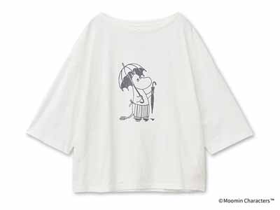 予約 ムーミン OCビッグTシャツ・エコホワイト・傘を届けるムーミンママ写真