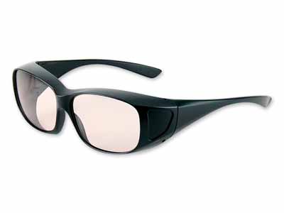 予約　薄色レンズのアイケアオーバーグラス　ブラック写真