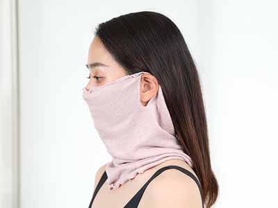 予約 Prakriti Wearingシルクのフェイスマスク スモーキーピンク写真