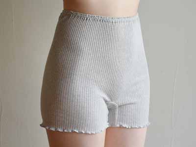 予約　リブ1分丈ショーツ　グレー写真