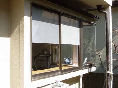 西日をふせぐメッシュ 56×90CM 2枚組写真