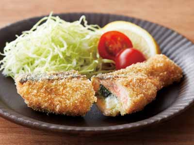 あたためるだけ北海道産鮭フライ（チーズ＆ほうれん草）写真