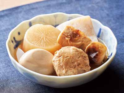 【お得】鶏つくねいり　5種の味しみおでん×2パック写真