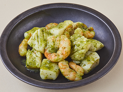 【予約】12/25〜配送 国産いかとえびのジェノベーゼ写真