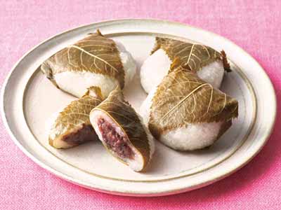 予約3／16週　芽吹き屋の桜餅（つぶあん）写真