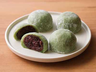 予約4／27週　小樽花月堂　やわもち生地の草餅（国産よもぎ使用）写真