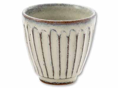 予約5／18週　へちもん　信楽焼　白釉彫湯呑（1コ）写真