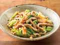 【キャベツとセットがお得】野菜を加えて　こく旨味噌だれの味付け豚肉（細切）