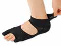 予約 毎日履きたいラクラク外反母趾サポーター ブラック S〜M_2